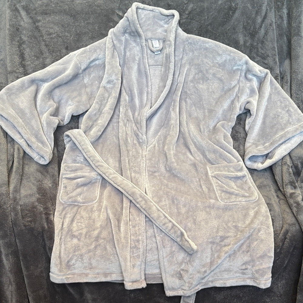 Stars Above Cozy Gray Plush Robe
